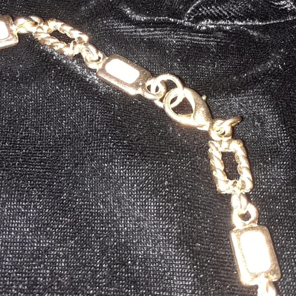 Enameled Gold & Rope Style Costume Necklace. - Picture 3 of 4